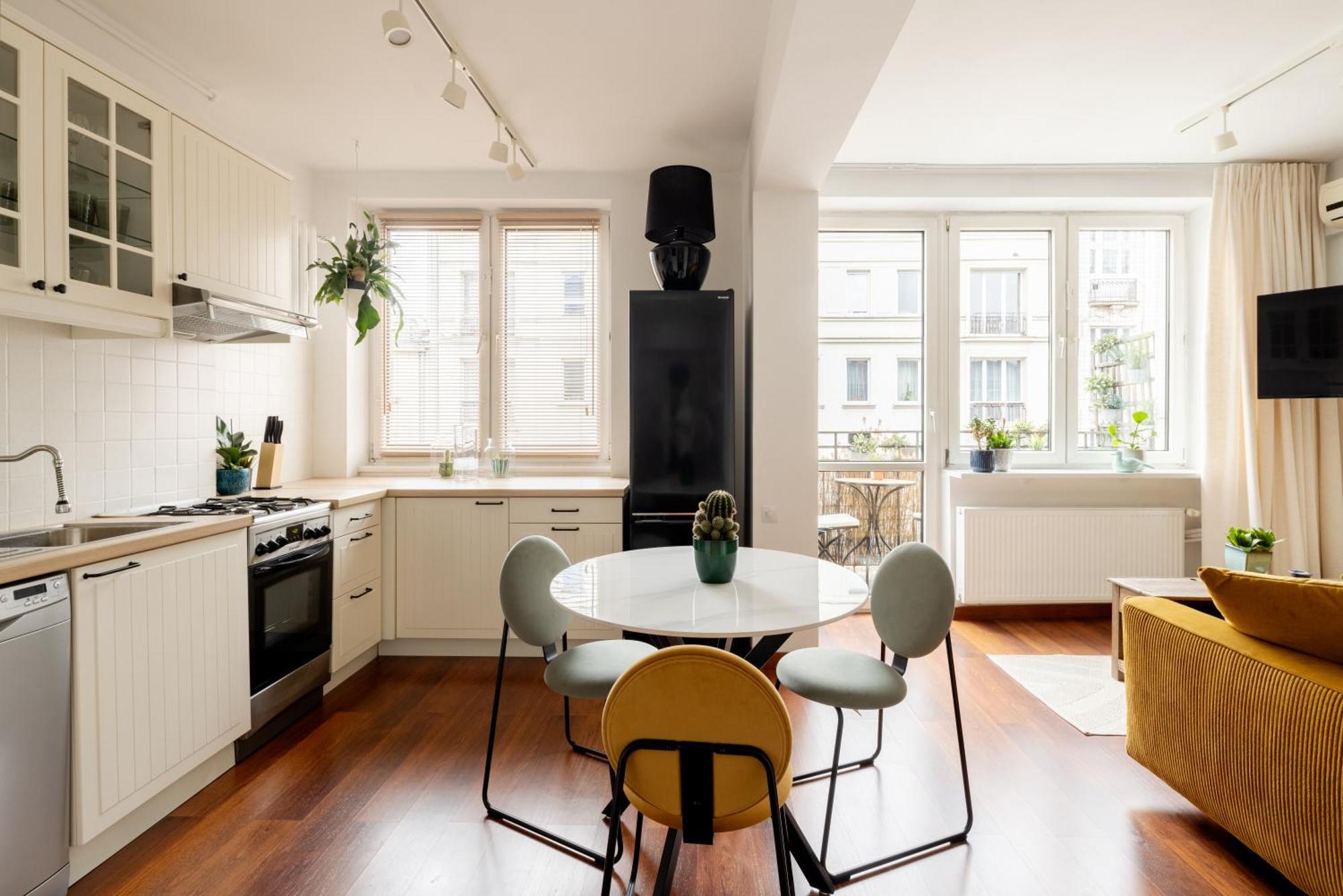 Relax Apartment Hoza / Poznanska 바르샤바 외부 사진