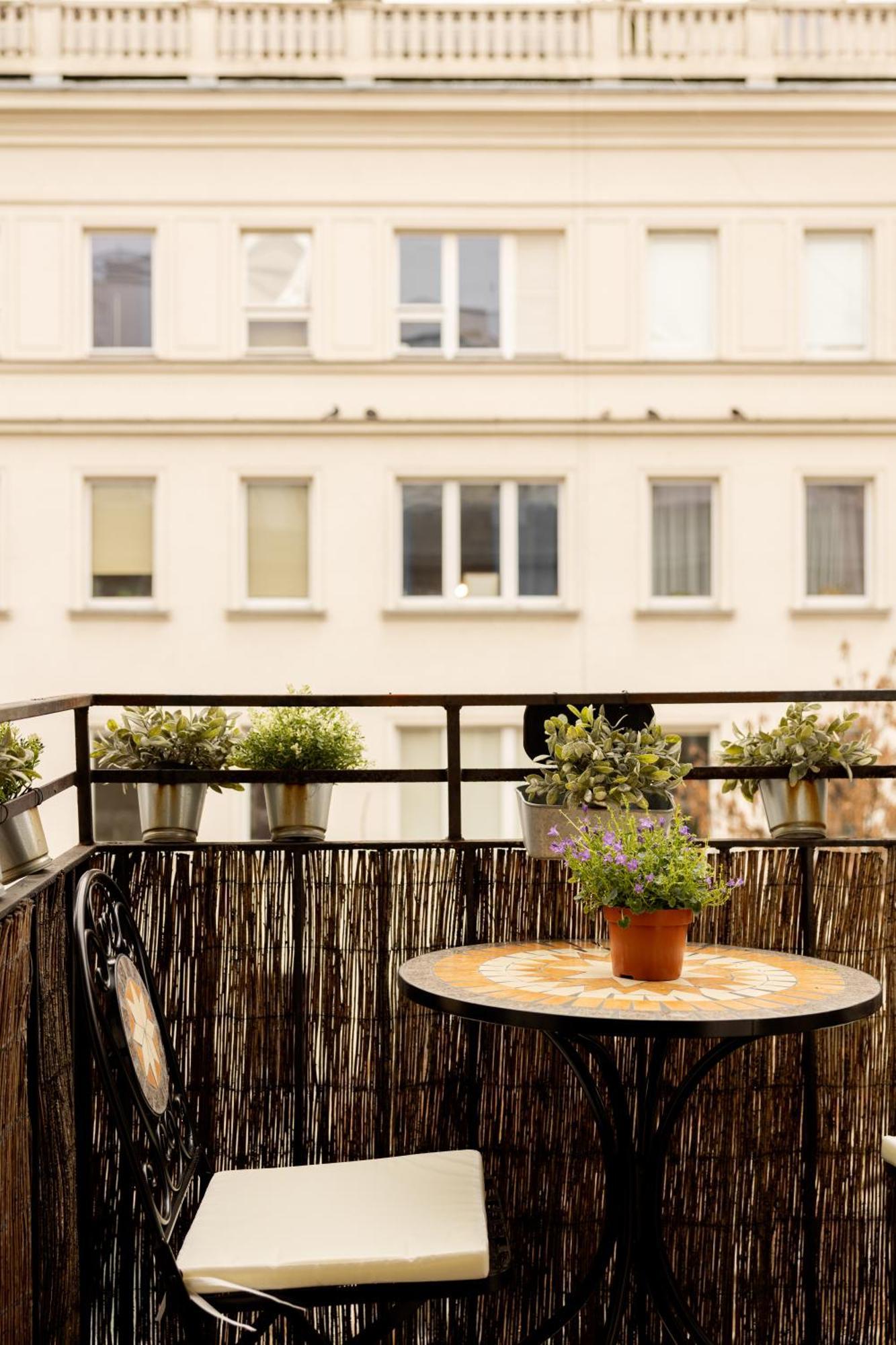 Relax Apartment Hoza / Poznanska 바르샤바 외부 사진